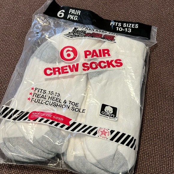 Men’s socks - Picture 1 of 2